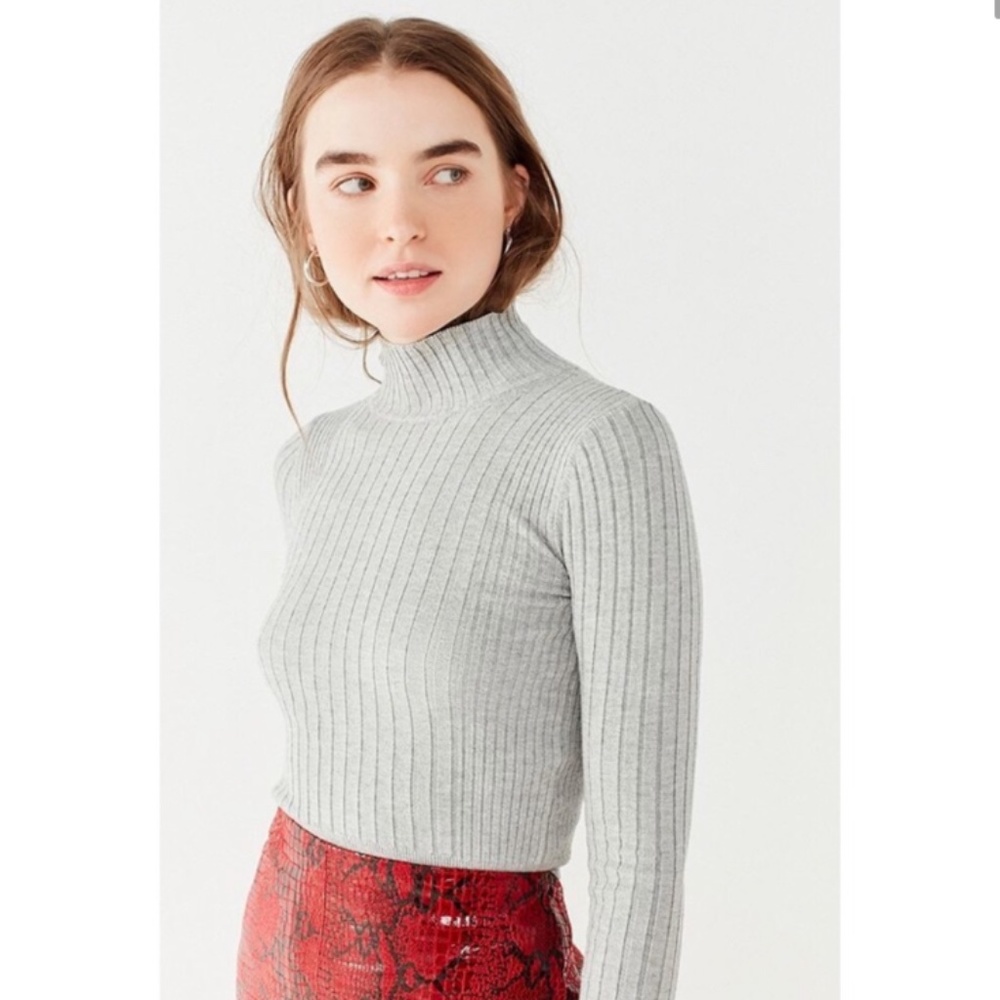 Urban Outfitters Grey Ribbed Turtle Neck